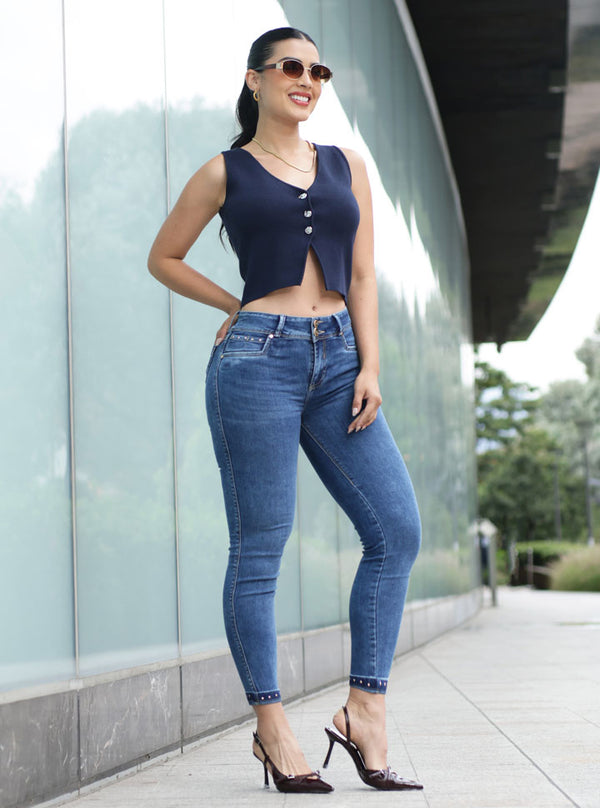 Jean skinny levanta cola super licrado