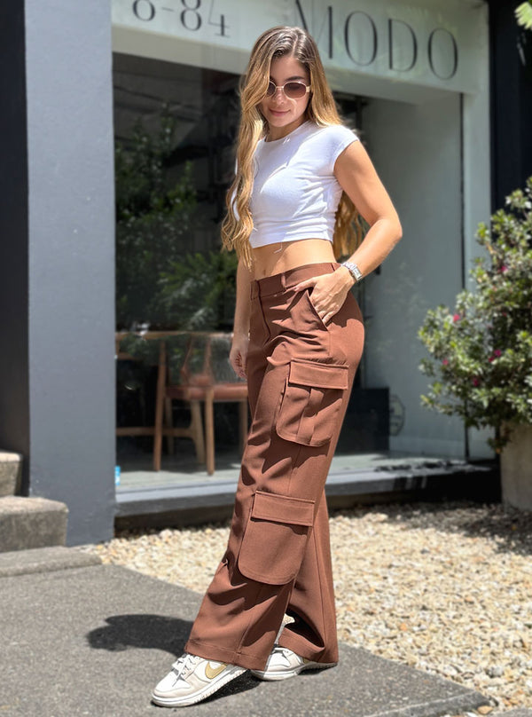 Pantalón cargo bota recta